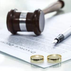 divorce lawyers